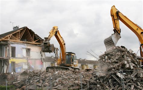 Demolition Contractor .